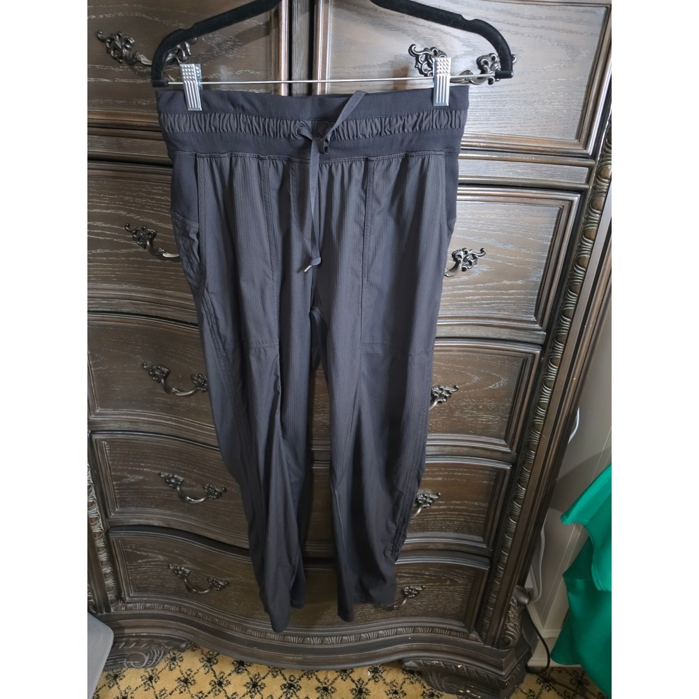 Lululemon Dance Studio Pant III Black Joggers Size 6 LW6CDQS